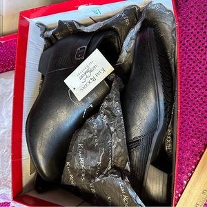 NWT Kim Rogers Booties size 9